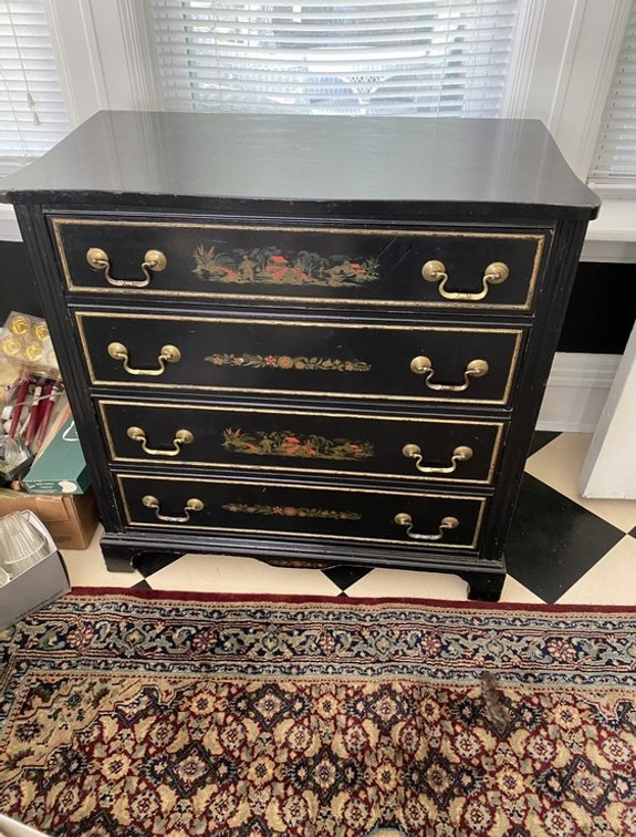 Image for Uniontown, PA - Online Moving Auction: Furniture, Dining Suite, Appliances, Rugs & More!