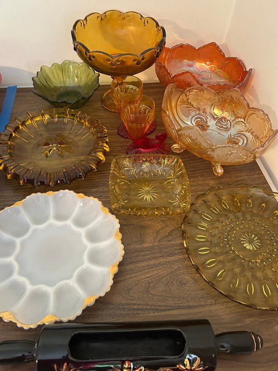 Image for Weston, WV – Estate of Emogene Moneypenny Online Auction: Household Items, Furniture, Fiesta and Pyrex, Collectibles, and More!