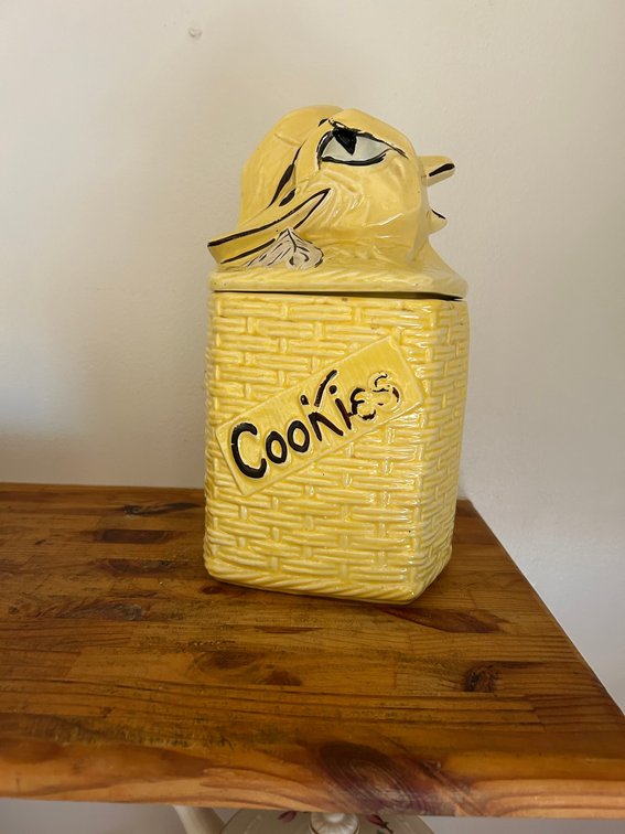 Image for Weston, WV – Estate of Emogene Moneypenny Online Auction: Household Items, Furniture, Fiesta and Pyrex, Collectibles, and More!
