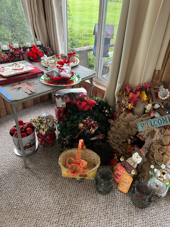Image for Weston, WV – Estate of Emogene Moneypenny Online Auction: Household Items, Furniture, Fiesta and Pyrex, Collectibles, and More!
