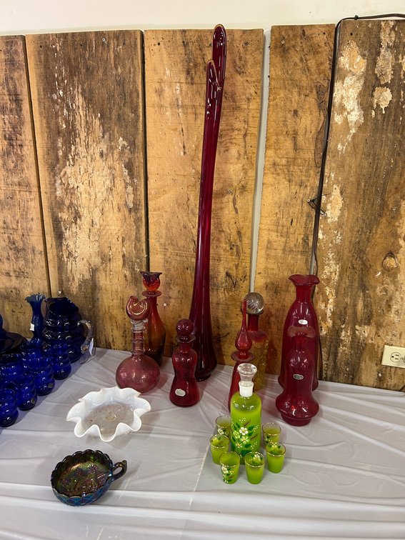 Image for Jane Lew, WV - Huge Collection of Westite and Other Local Glassware - Nearly 400 Lots!