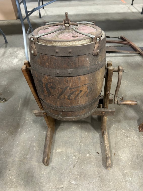 Image for Shinnston, WV - Over 350 Lots: Antiques, Tools, Quality Household Online Auction