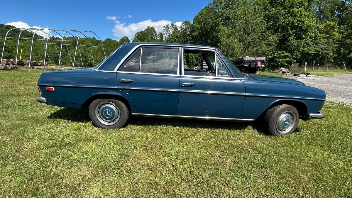 Image for Shinnston, WV – Summer Car Auction: Classic Autos, Late Model Trucks, Gravely Tractor and More!