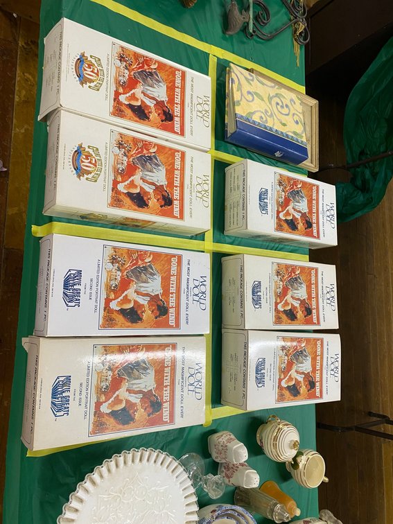 Image for Jane Lew, WV - Glassware, Jewelry, Tools & Collectibles Consignment Auction - Nearly 200 Lots!