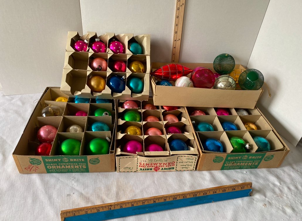 Image for Fairmont, WV - Large Online Moving Auction: Antiques, furniture, Hagan's Dairy signs, signed Langston Hughes book, collectibles, household items, and more!