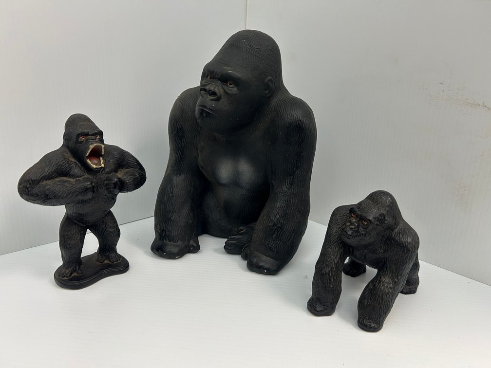 Image for Morgantown/Westover, WV - Vintage Sports Cards, Pokemon, Barbie Collection, Toys and Glassware!