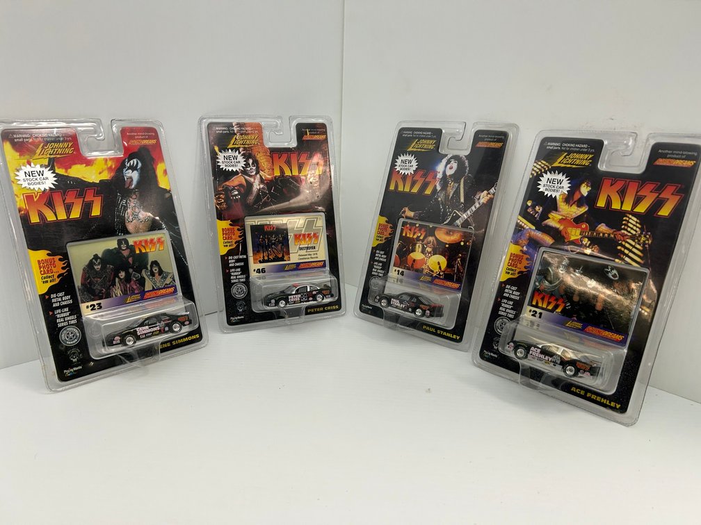 Image for Morgantown/Westover, WV - Vintage Sports Cards, Pokemon, Barbie Collection, Toys and Glassware!