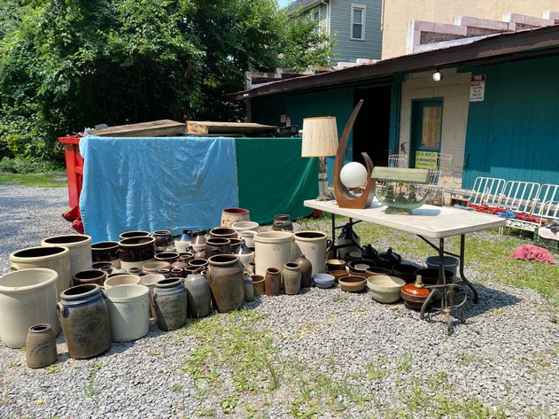 Image for Morgantown, WV -- One Owner Decorated Stoneware, Selection, Children's Items, Paper Glassware/China, Other Antiques, Household, Construction Items, Appliances Over 400 Lots