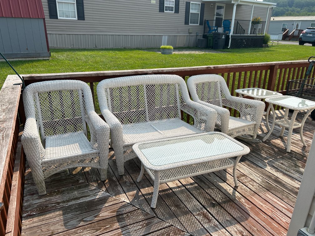 Image for Morgantown, WV – Clean Morgantown Estate Featuring Tools, Furniture, and Household Goods
