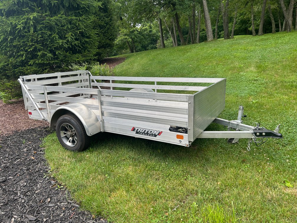 Image for Canonsburg, PA - Equipment, Sporting Goods, Vintage Game Consoles, Flight and Racing Simulator, Furniture, Household Goods, and MUCH MORE