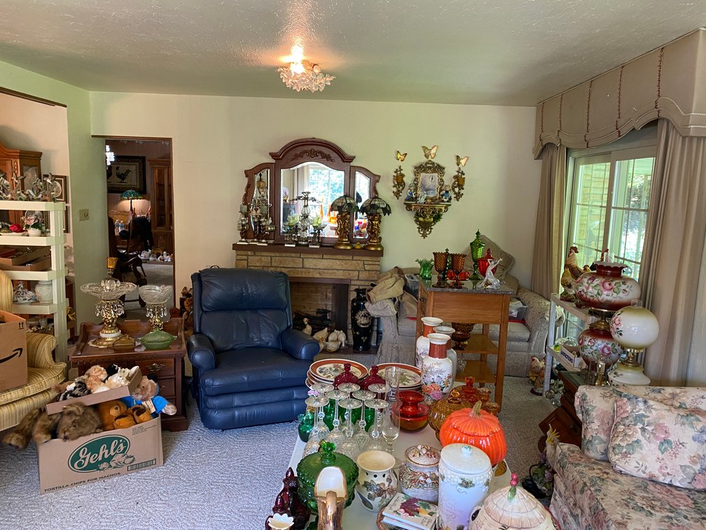 Image for Farmington, WV -- ESTATE SALE - Nice Selection of Fenton Glassware, Country Style Decor, Quality Furniture, Household Goods, Vintage Jewelry, Home Decor Items, and MUCH MORE!!