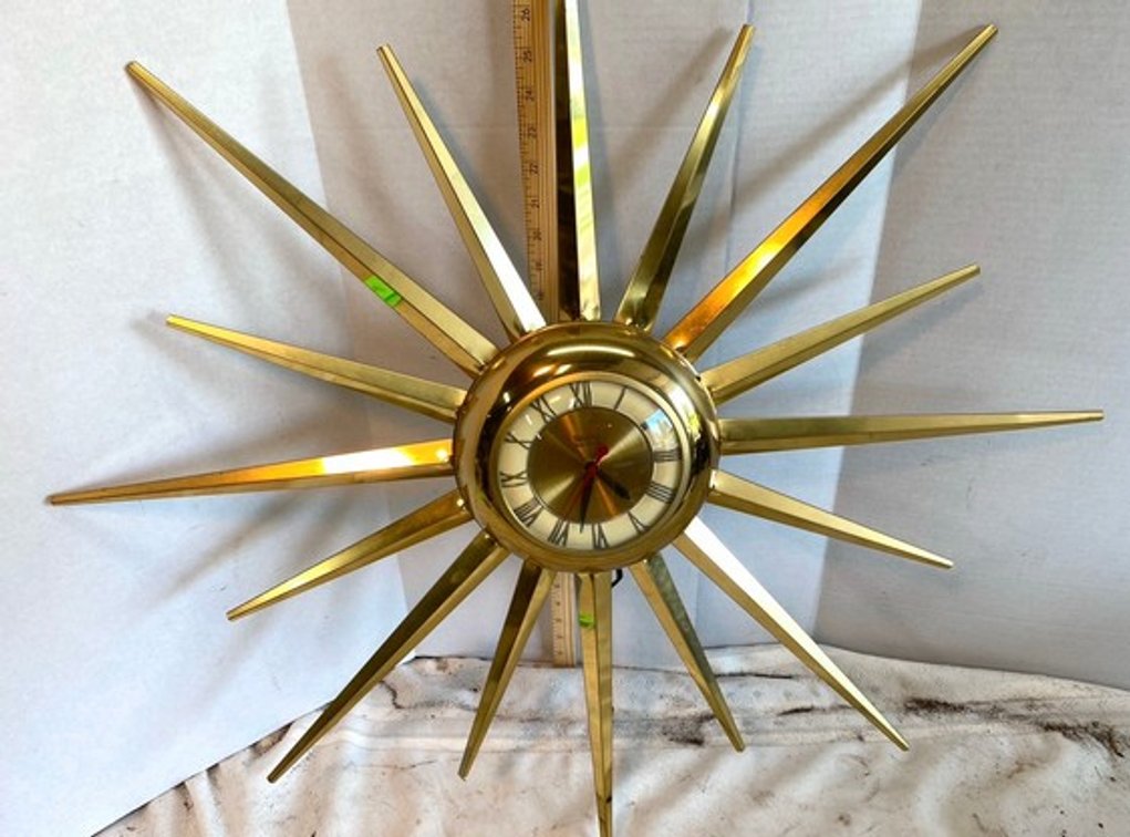 Image for Vanderbilt, PA - Over 500 Lots! Antiques and Collectibles, Silver Coins, Local Memorabilia, Furniture, Clocks, Lamps, Petroliana, and More!