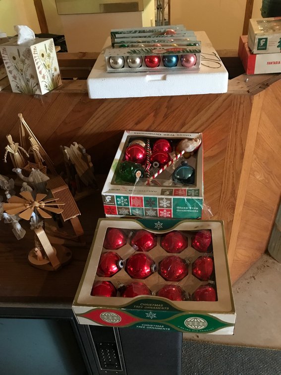 Image for Morgantown, WV - Classic Cars, Vintage Dolls and Toys, Collectible Electronics, and More!