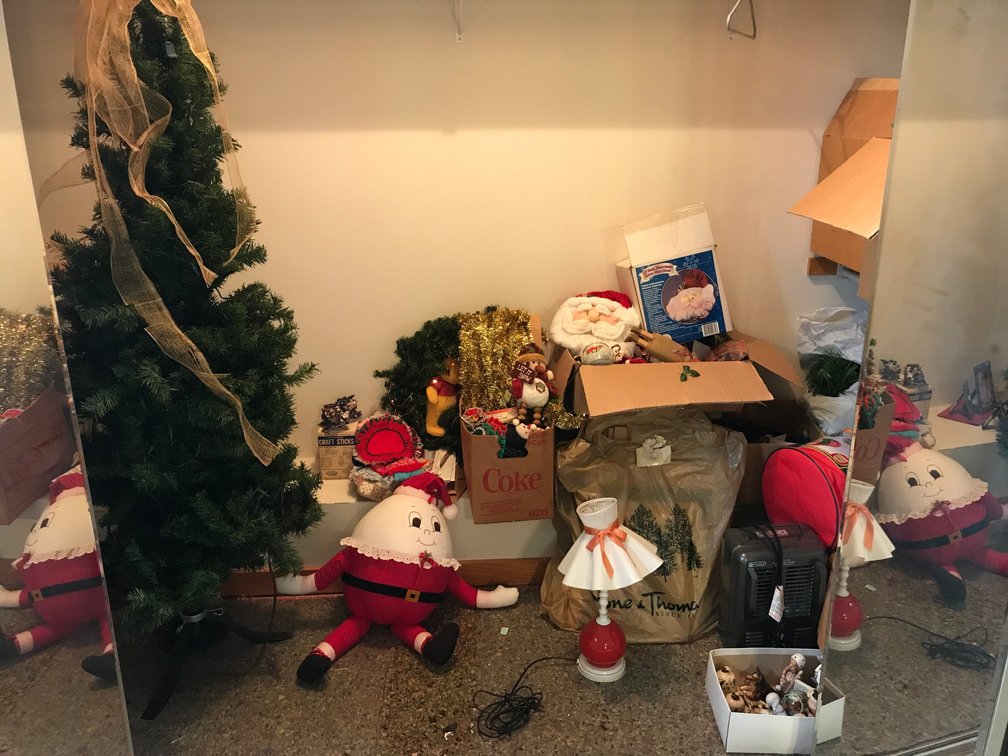 Image for Morgantown, WV - Classic Cars, Vintage Dolls and Toys, Collectible Electronics, and More!