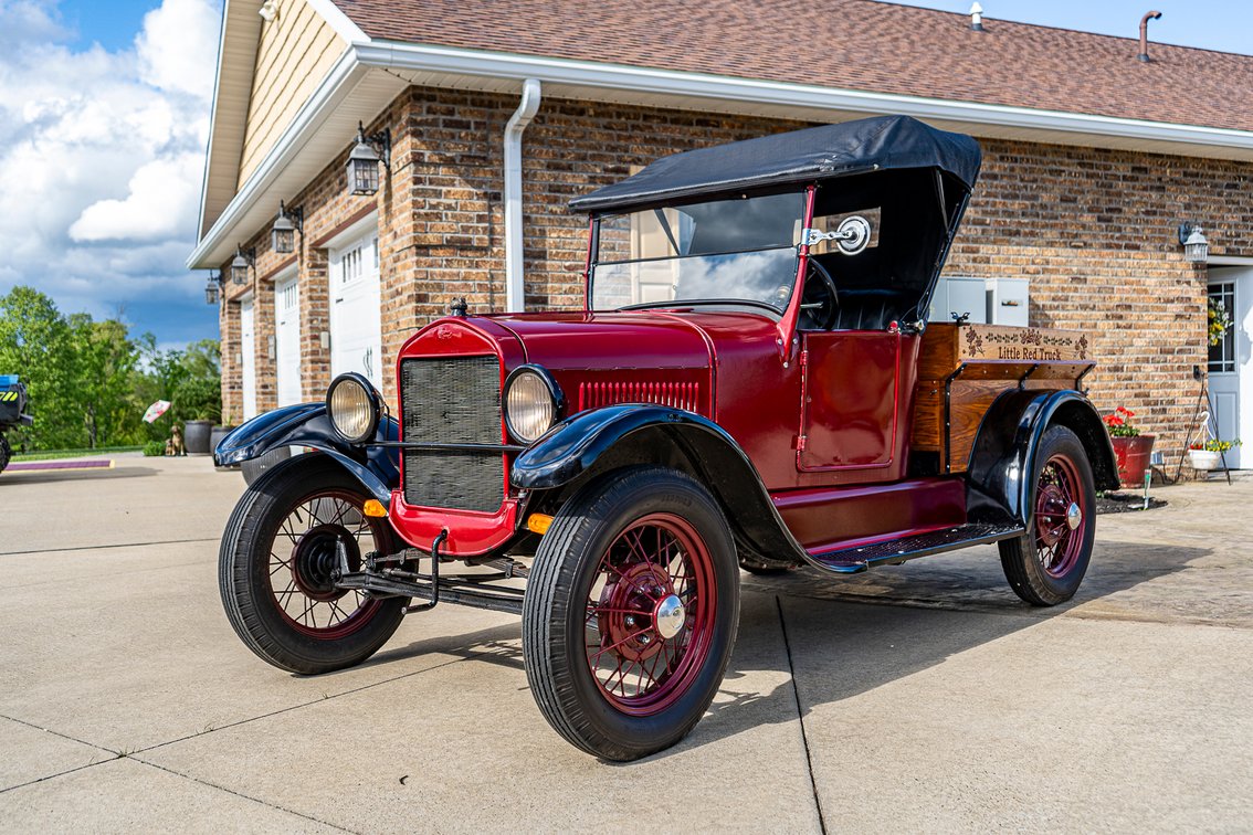 Image for Ripley, WV- Antique Ford Collection, Tractors & Farm Equipment Auction