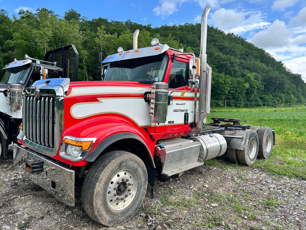 Image for Shinnston, WV - Trucks, Campers, Trailers Metal-Working Equipment, and More!
