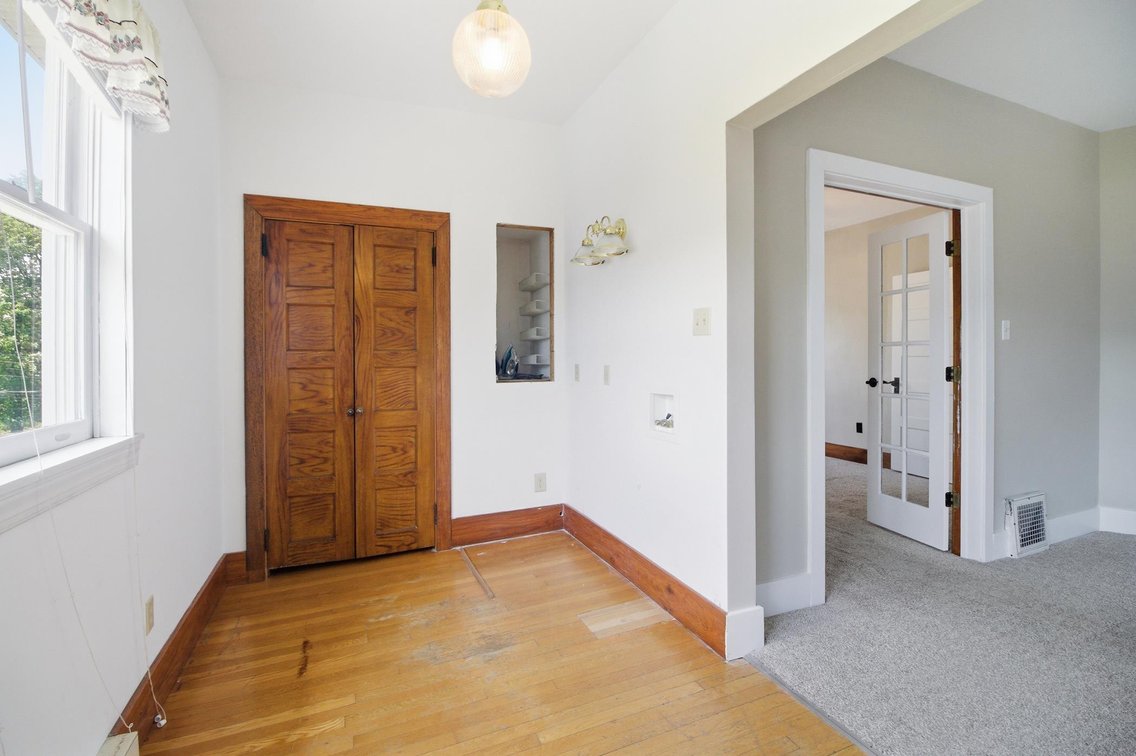 Image for SOLD $225,000 - 4 Bedroom Broad Oaks Home