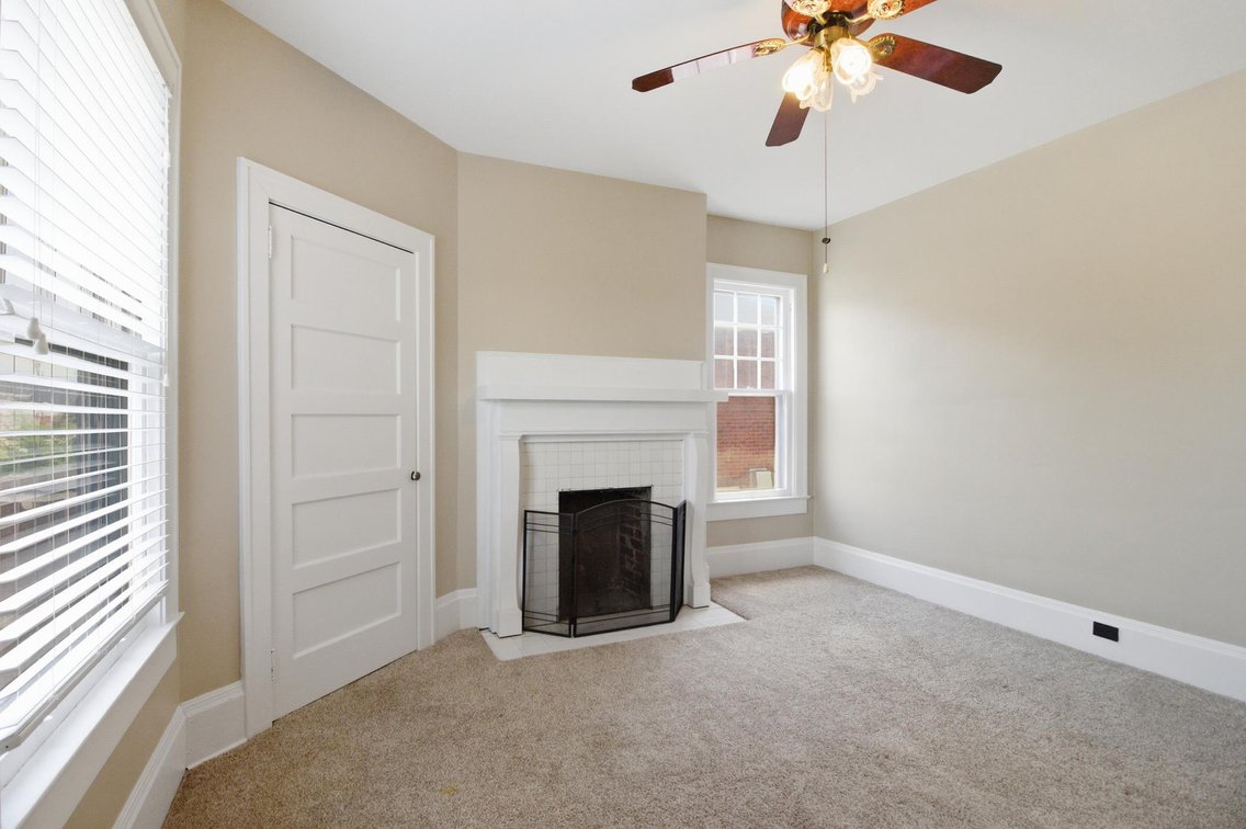 Image for SOLD $225,000 - 4 Bedroom Broad Oaks Home