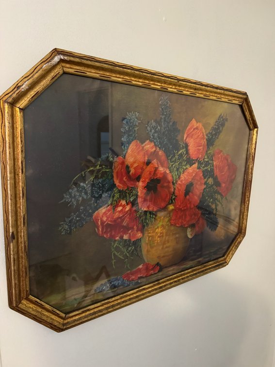 Image for Fayetteville, WV – Estate Auction Featuring Fenton Glassware, Furniture, Artwork, Home Decorations & More!