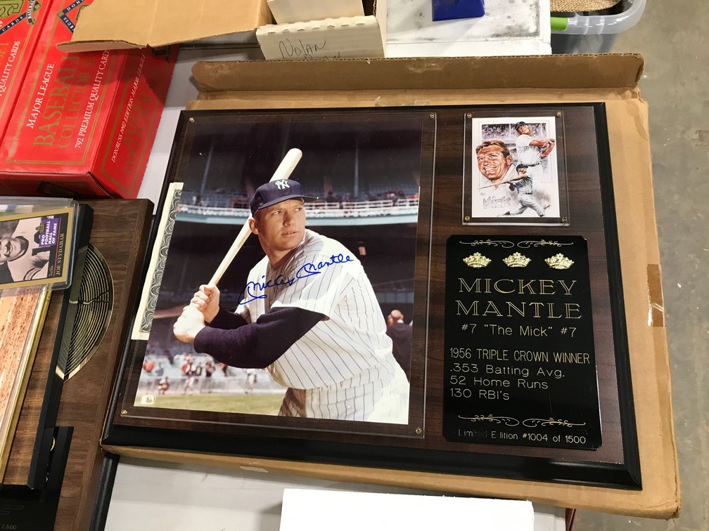 Image for Shinnston, WV - 200+ Lots of Sports Memorabilia, Signed Collectibles & Cards