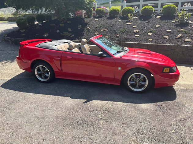 Image for Charleston, WV - 2004 Ford Mustang GT, Blenko Glassware, Jewelry & Furnishings