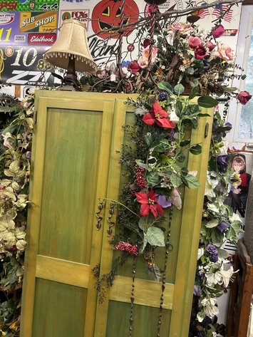 Image for Elkins, WV - Elaine Douglas Estate #3: Decor, Furniture, Holiday Items, Records & Storage Contents