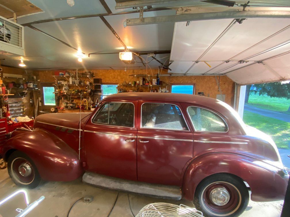 Image for Washington, PA - 1940 Pontiac, Vespas, Flintwork, Traps, Tools & Collectibles