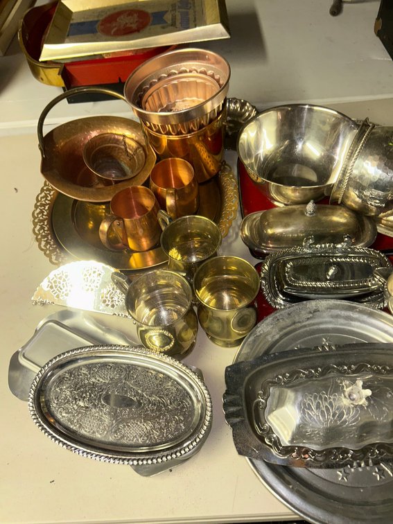 Image for Jane Lew, WV - Vintage Cameras, Glassware, Jewelry, Furniture & Collectibles