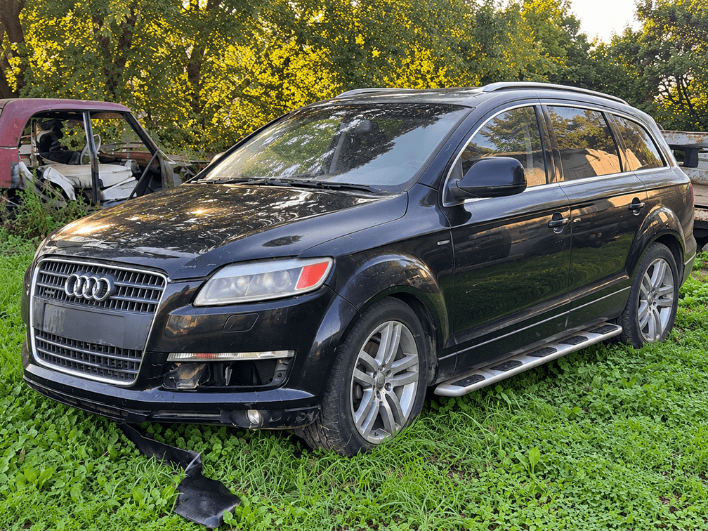 Image for South Point, OH - 2008 Audi Q7 4.2, Travel Trailer, Sailboat, Riding Mowers, Power Tools & Equipment Auction
