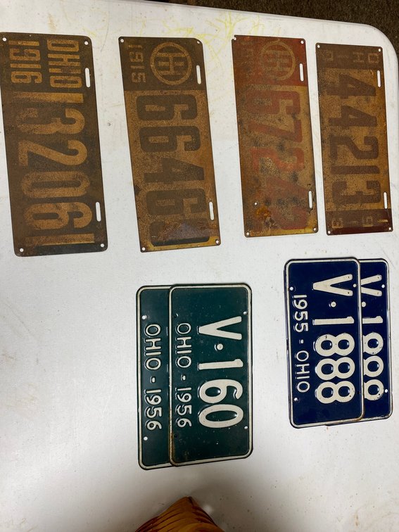 Image for Morgantown/Westover, WV - Vintage Advertising Signs, Holiday Decor, Build-A-Bear, Collectibles & Furniture!