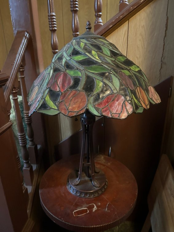Image for Clarksburg, WV - 2000 Buick LeSabre, Antiques, Stained Glass Lamps & Collectibles