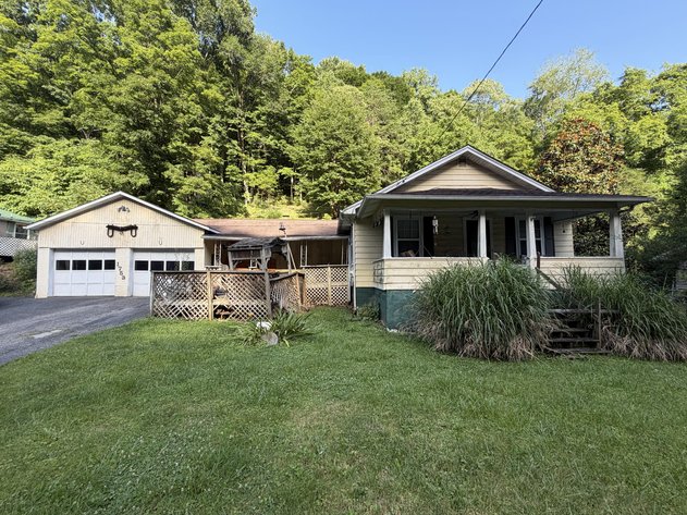 Image for 3 Bedroom Home on Nearly 2 Acres in Charleston