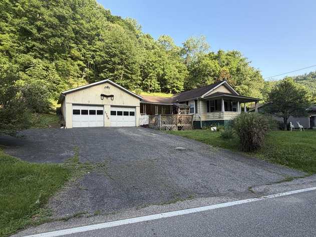 Image for 3 Bedroom Home on Nearly 2 Acres in Charleston