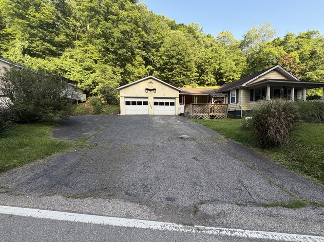 Image for 3 Bedroom Home on Nearly 2 Acres in Charleston