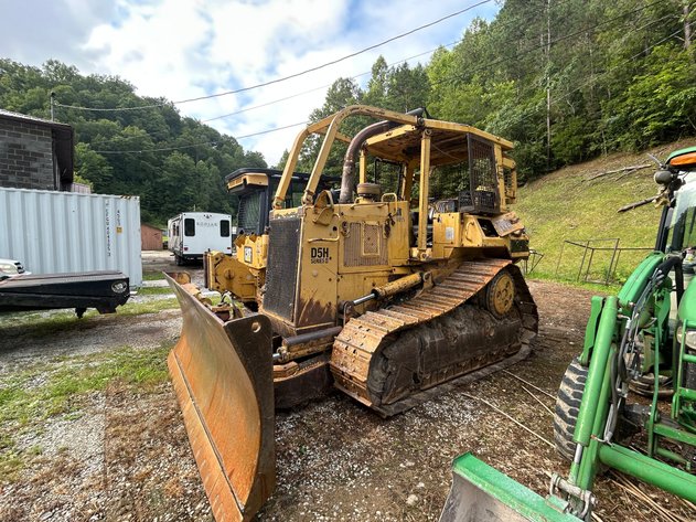 Image for Inez, KY - Caterpillar Dozers, Telehandler & Toyota Forklift