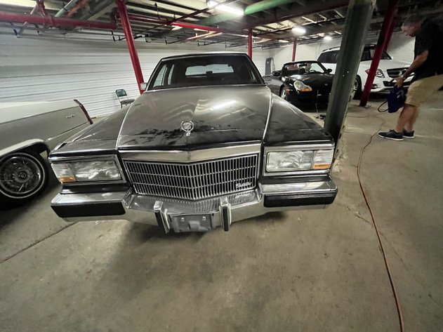 Image for Dunbar, WV - Antique Cars, Golf Cart, Pinball Machine, Appliances & Household Goods!