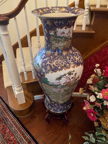 Image for Bridgeport, WV - Fine Furnishings, Antiques, Collectibles, Tools & Vintage Electronics