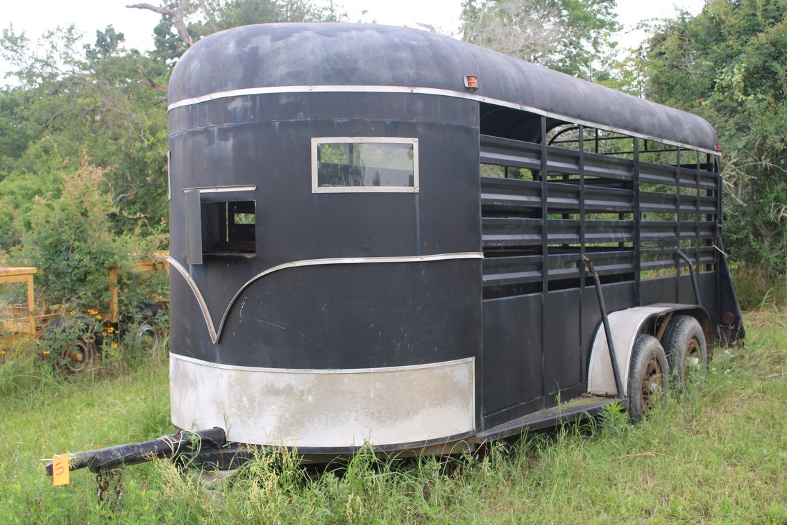 Image for Estate of Clyde D. Thomas of the A.C. Black Angus (Ranch Equipment Liquidation) - Shiro-Bedias, TX