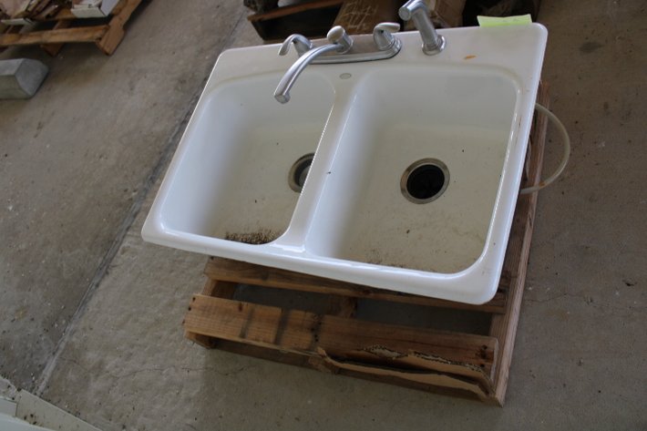 Image for Abandoned Merchandise & General Surplus - Tomball, TX 77377