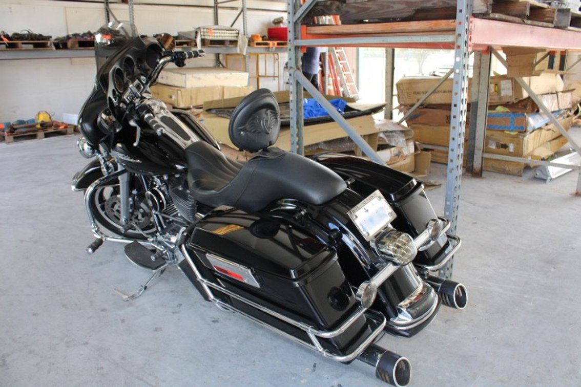 Image for 2012 Harley Davidson Street Glide Motorcycle - Tomball, TX 77377