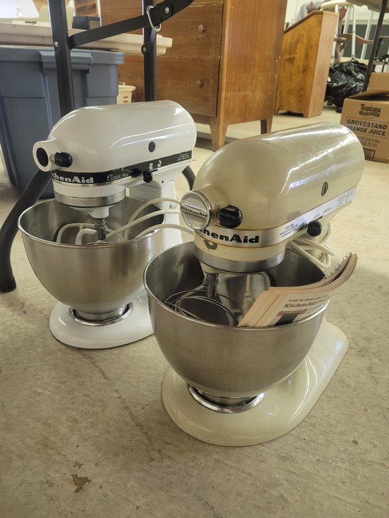 Image for Glenford and Marie Amstutz Estate Auction