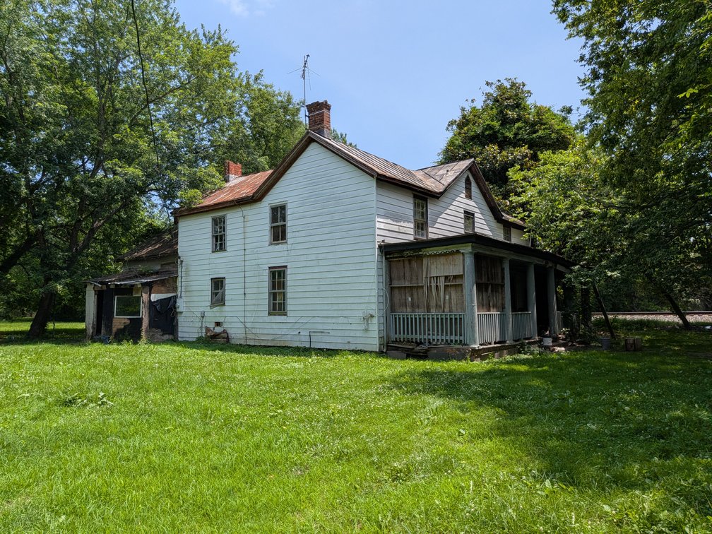 Image for Two Homes on 4.93 +/- Acres in Midland VA
