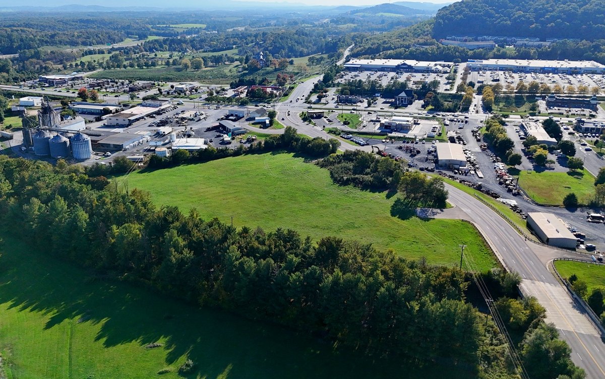 Image for 8.06 Acres B2 Commercial Real Estate In City of Staunton Offered In 6 Tracts