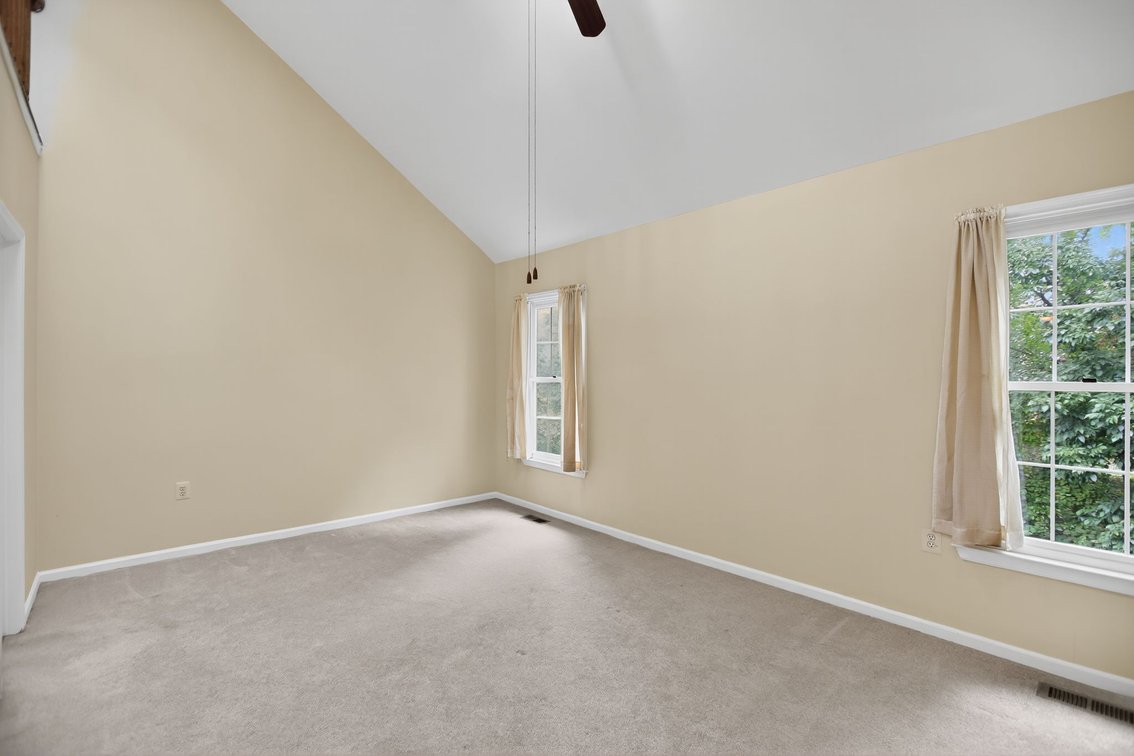 Image for End Unit Townhouse In Centreville VA