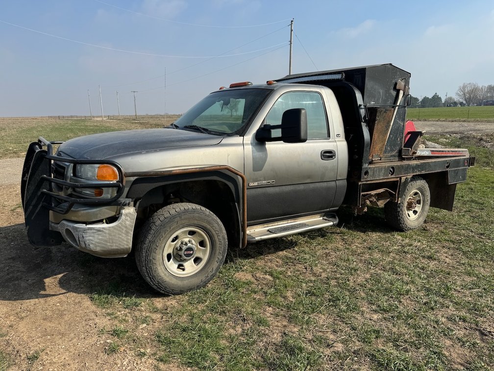 Cattle Equipment Online Only Auction photo 1