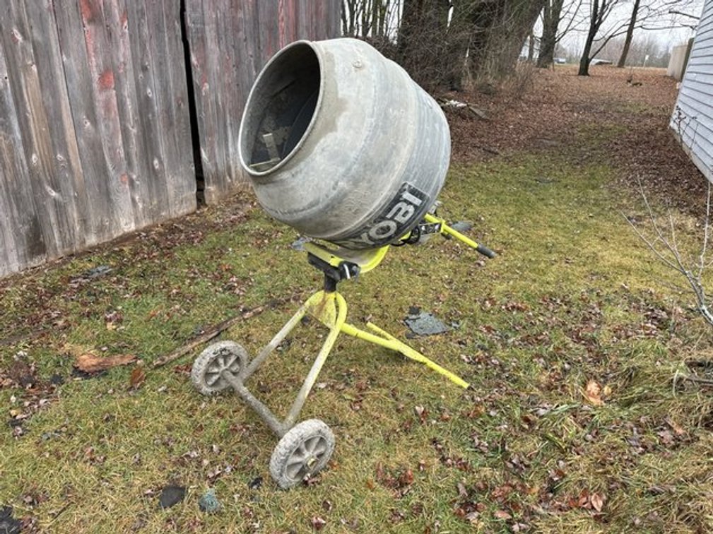 Image for Hwy 45 Auction - Clintonville