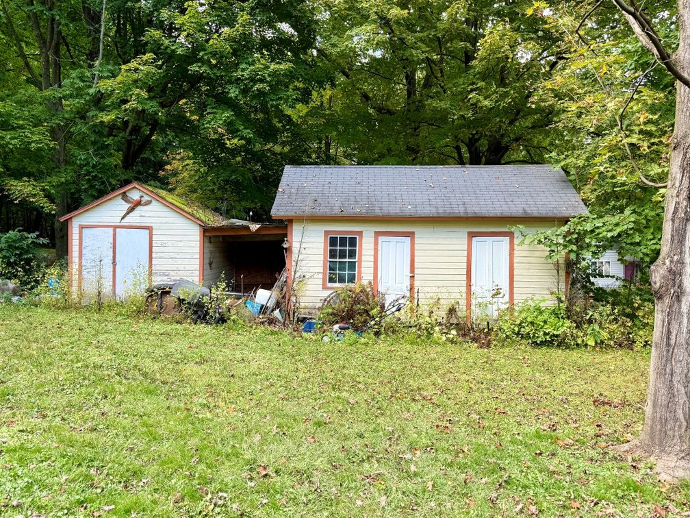 Image for County Rd M Estate Auction
