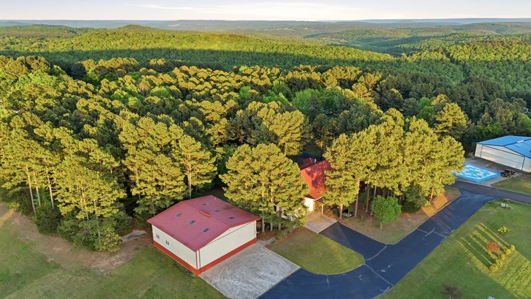 Image for Aviation Home & Hangar – Clinton, Arkansas