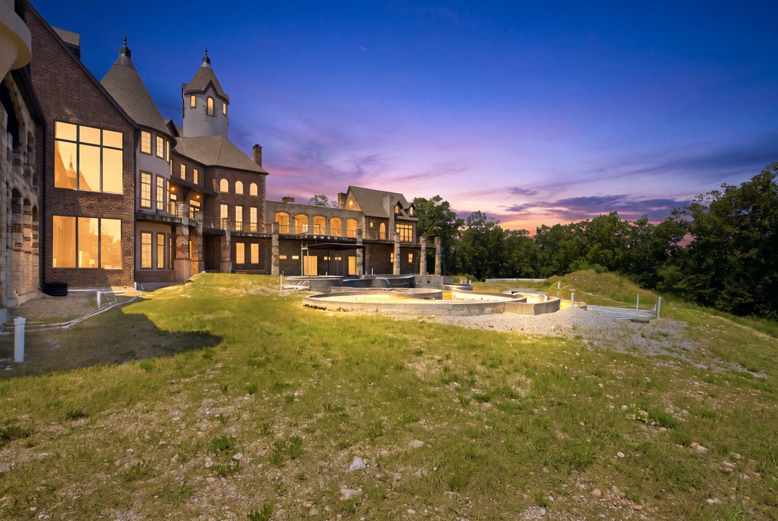 Image for Ozarks Masterpiece: Table Rock Lakefront Home on 104± Acres - Branson West, Missouri