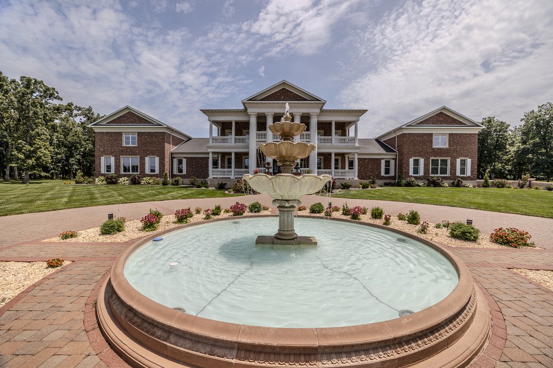 Image for Luxury Home on 6.96± acres  in Lebanon, Missouri
